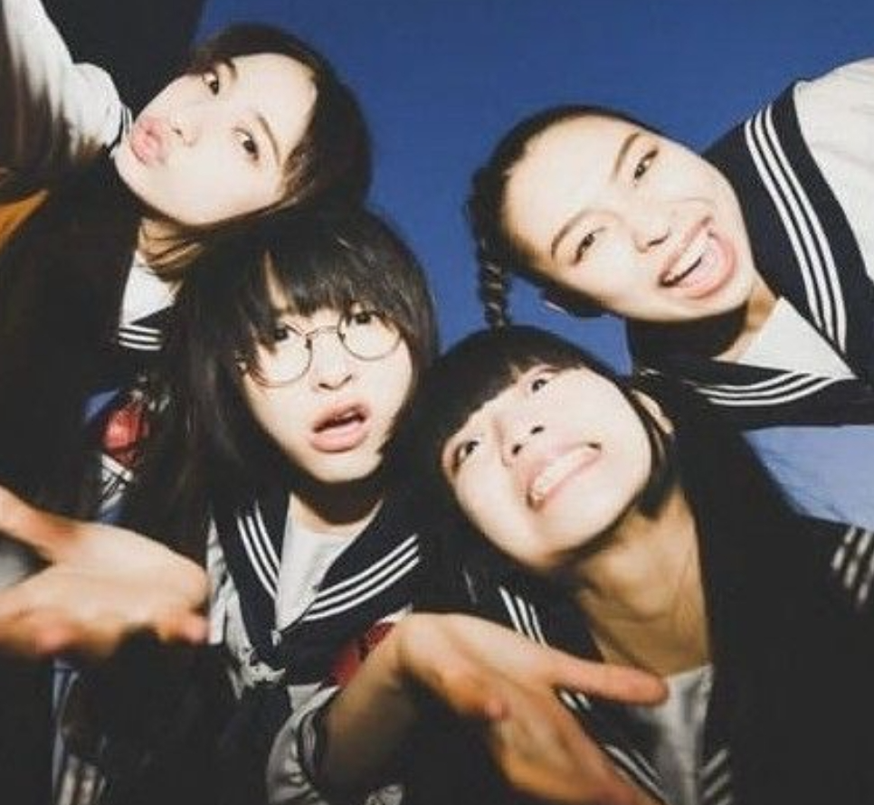 Atarashii gakko photo