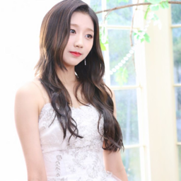 Yein gallery image