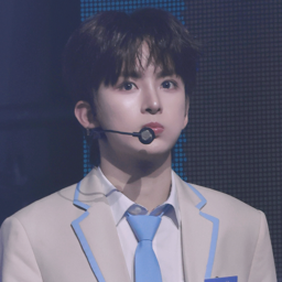 Ling Qi gallery image