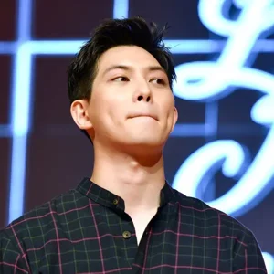 Lee Jonghyun gallery image