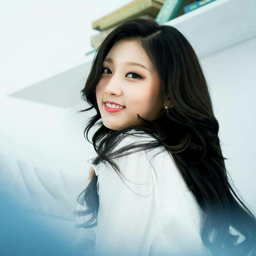 Yein gallery image