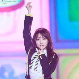 Chungha gallery image