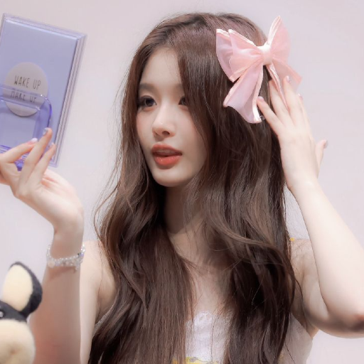 Sullyoon gallery image