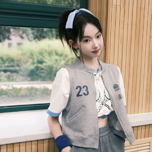 Long Yunzhu gallery image