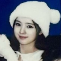 Elisia gallery image