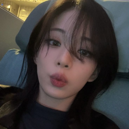 Chaeyoung gallery image