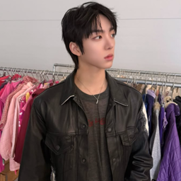 Baek Junhyuk gallery image