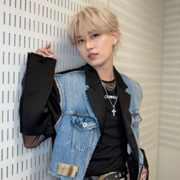 Shiroiwa Ruki gallery image