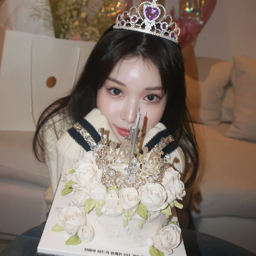 Chungha gallery image