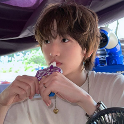 Jeong Semin gallery image