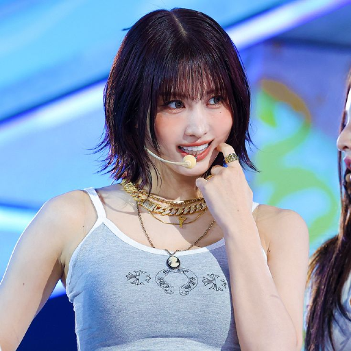 Momo gallery image