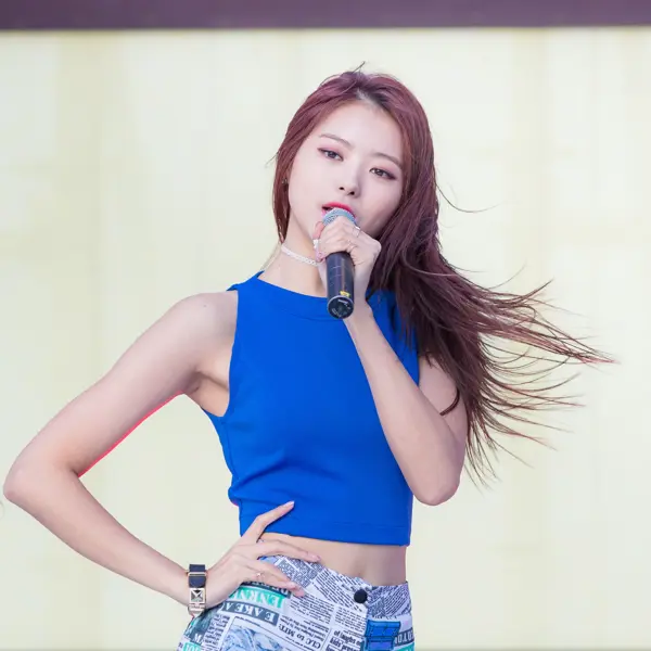 Gambar galeri Nayoung