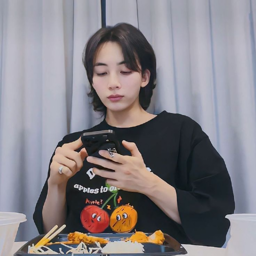 Jeonghan gallery image