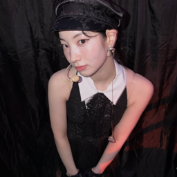 Dahyun gallery image