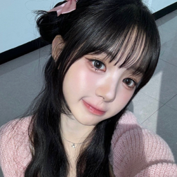 Kim ChaeWon gallery image