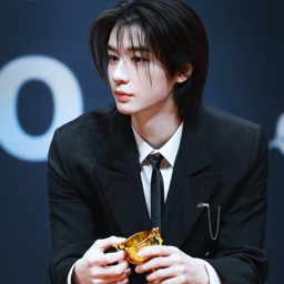 Leehan gallery image