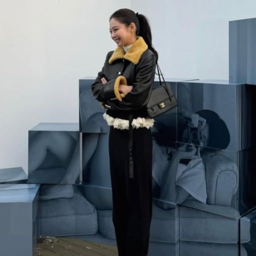 Jennie gallery image