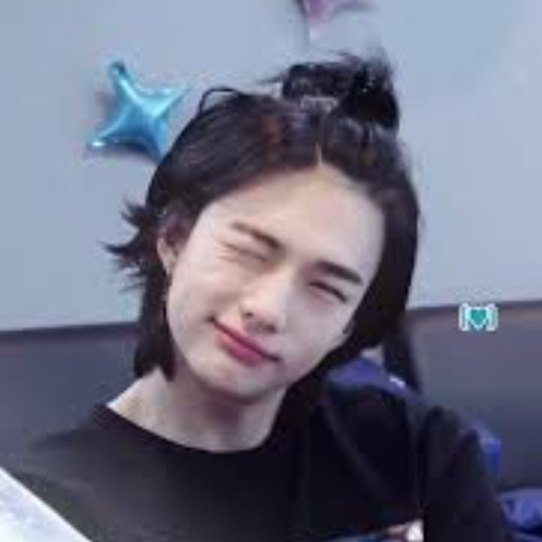 Hyunjin 1