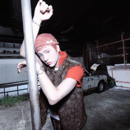 EN-KIM gallery image