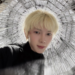 Yeosang gallery image