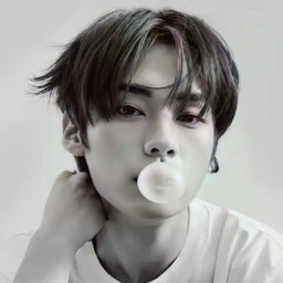 Lee Know gallery image