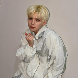 Yeosang gallery image