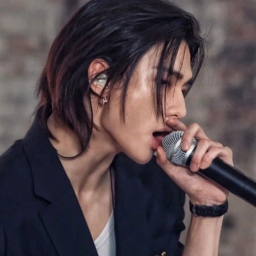 Hyunjin 4