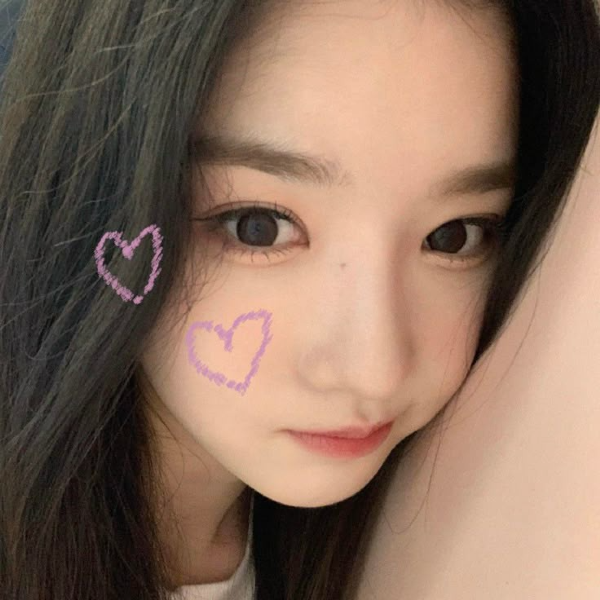 Kim YooYeon gallery image