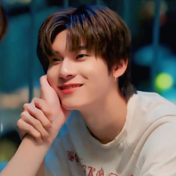 TeeTee gallery image