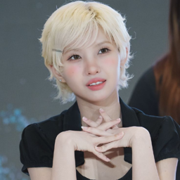 Soyeon gallery image