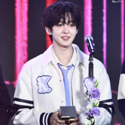 Donghyeon gallery image