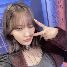 Moon Sua gallery image