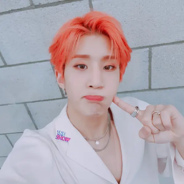 JinJin gallery image