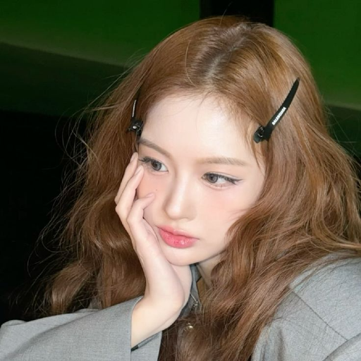 Sullyoon gallery image