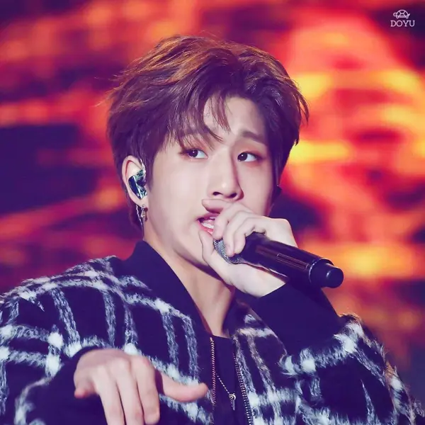 JinJin gallery image