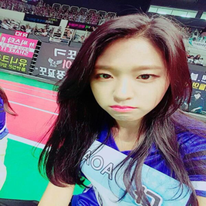 Seolhyun gallery image