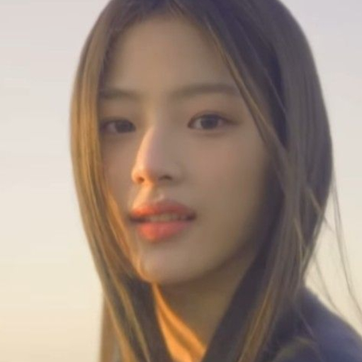 Minji gallery image