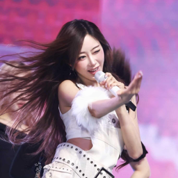 Giselle gallery image