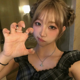 Koo Hanna gallery image