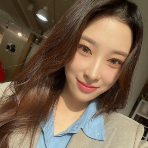 Yunkyoung gallery image