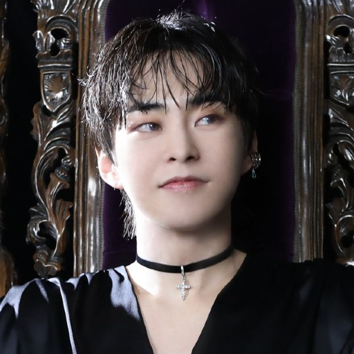 Xiumin gallery image