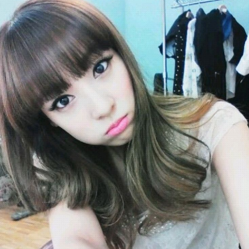 Gambar galeri Jooyeon