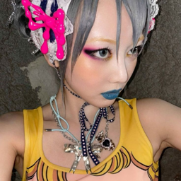 Hinata gallery image