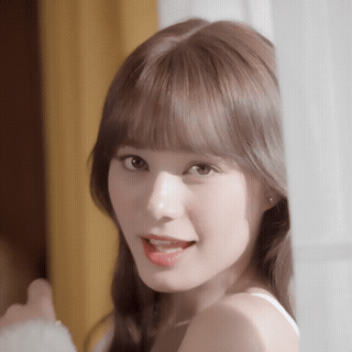 Nina GIF