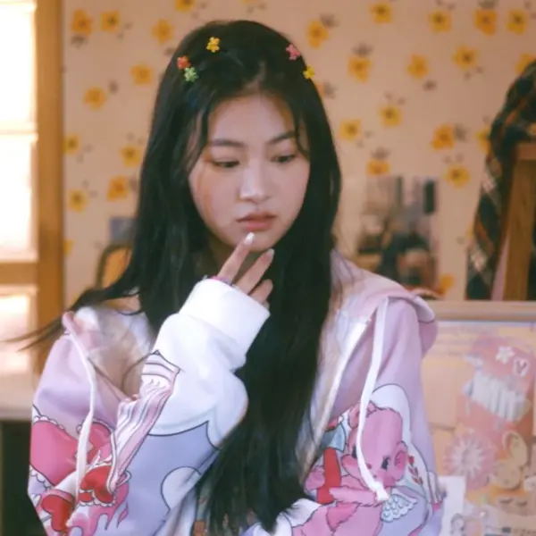 Eun-ah gallery image