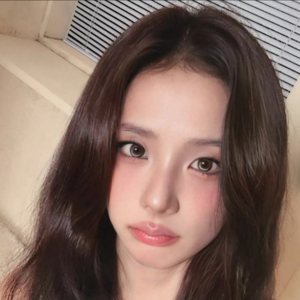 Jisoo 1