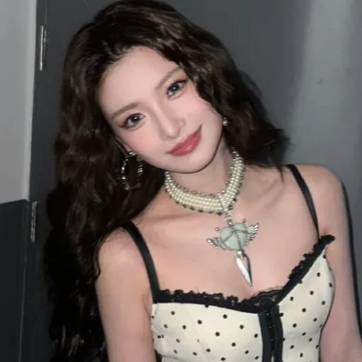 Yiren gallery image