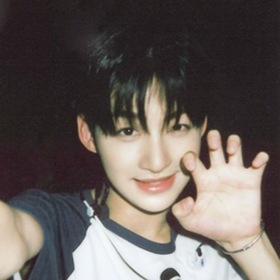 Jihoon gallery image