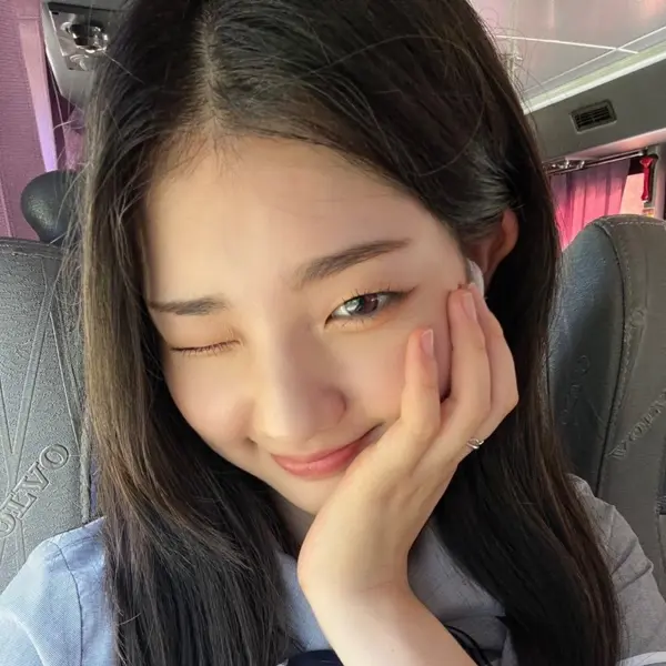 Kwak YeonJi gallery image