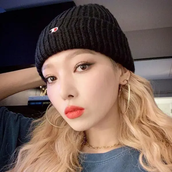 Jeon Somin gallery image